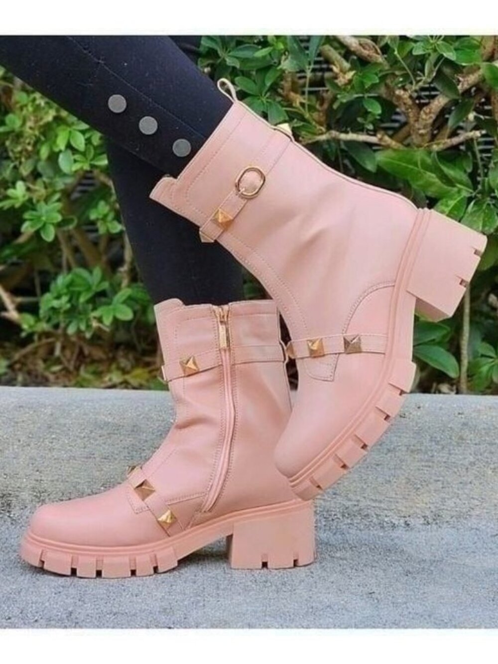 Nude Women's Pyramid Stud Combat Ankle Boots Round Closed Toe (Size 7)